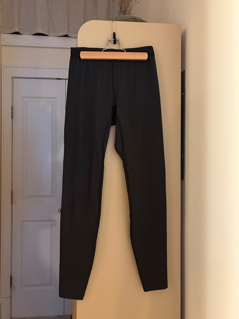 REI Co-op Women’s Midweight Base Layer Tights Long Underwear Black XS